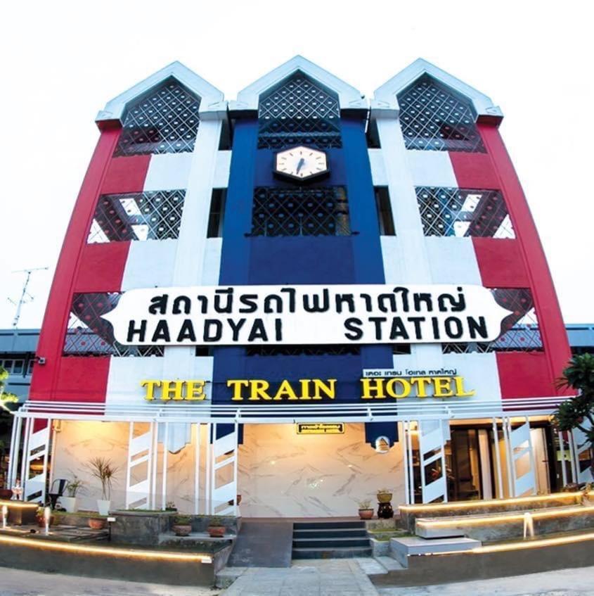 The Train Hotel Hatyai Hat Yai Exteriör bild