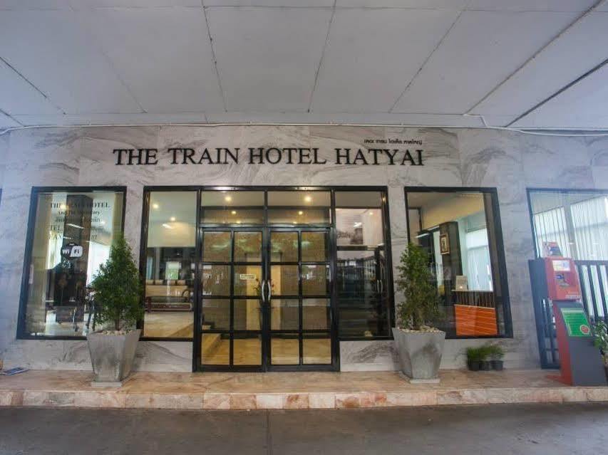 The Train Hotel Hatyai Hat Yai Exteriör bild